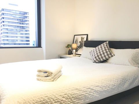 CBD Spacious 3 Bedrooms-Breathtaking View Gym Pool - Brisbane Tourism 4