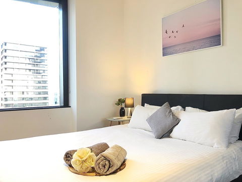 CBD Spacious 3 Bedrooms-Breathtaking View Gym Pool - Brisbane Tourism 5