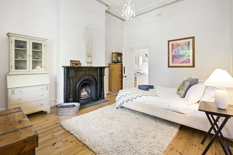 Windermere Fitzroy - Rejuvenate Stays - Brisbane Tourism 1