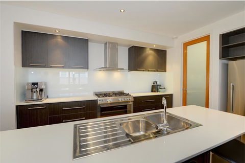 Newington Lakehouse - Tourism Brisbane 17