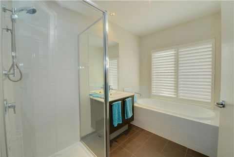 Newington Lakehouse - Tourism Brisbane 2