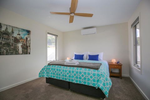Amber Mist Villa Two - Tourism Brisbane 6