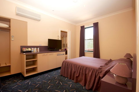 Mitchell River Tavern - Brisbane Tourism 33