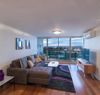 St Kilda Road Park View 3 Bedroom Luxury Apartment - Brisbane Tourism
