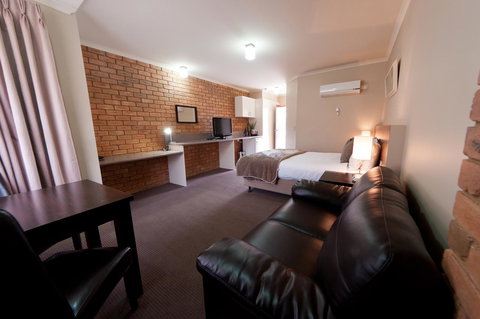 National Hotel Complex Bendigo - Tourism Brisbane 0