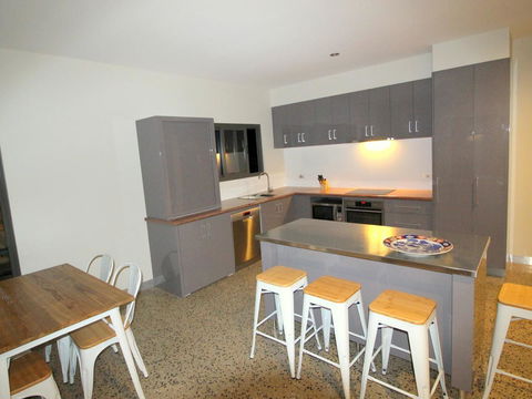 3 Bells Alpine Cottage - Brisbane Tourism 4