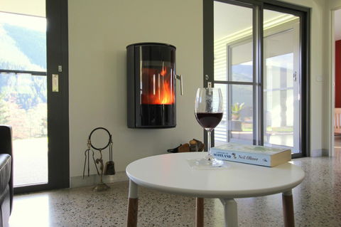 3 Bells Alpine Cottage - Brisbane Tourism 19