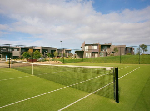 Torquay Golf Retreats - Pool, Beach, Tennis, Golf - Brisbane Tourism 12