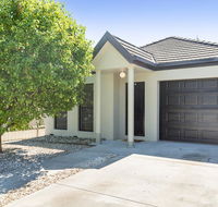 Black Lotus Townhouse - Tourism Brisbane