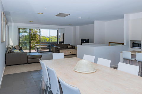 1 Sunset Place - Tourism Brisbane 2