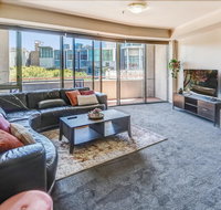 Southbank Tower Apartments - Brisbane Tourism