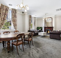 Hanna - Beyond a Room Private Apartments - Brisbane Tourism