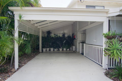 Debbie\'s Place - Tourism Brisbane 24