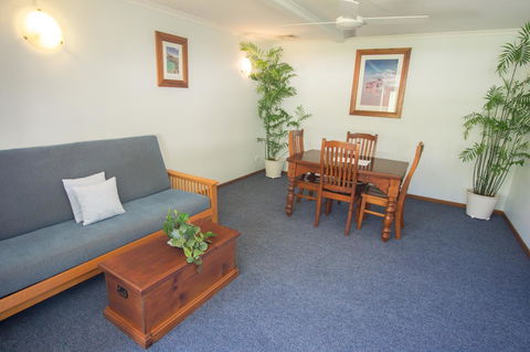 Debbie\'s Place - Tourism Brisbane 39