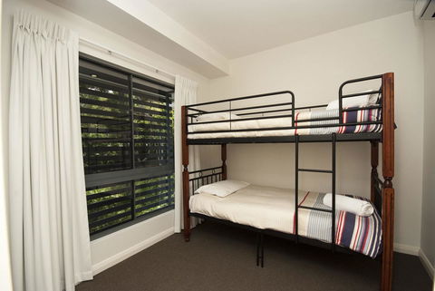 Woodville Beach Townhouse 6 - Tourism Brisbane 1
