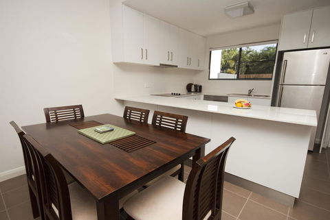 Woodville Beach Townhouse 6 - Tourism Brisbane 7