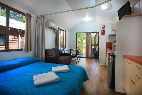 Captain Cook Holiday Village 1770 - Tourism Brisbane 26