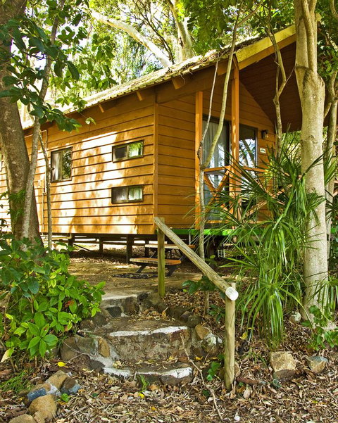Captain Cook Holiday Village 1770 - Tourism Brisbane 7