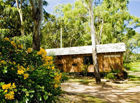 Captain Cook Holiday Village 1770 - Tourism Brisbane 10