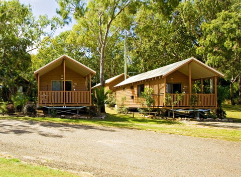 Captain Cook Holiday Village 1770 - Tourism Brisbane 0