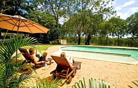 Captain Cook Holiday Village 1770 - Tourism Brisbane 1
