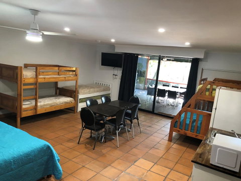 Captain Cook Holiday Village 1770 - Tourism Brisbane 24
