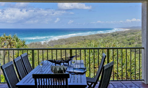 Whale Watch Ocean Beach Resort - Tourism Brisbane 1