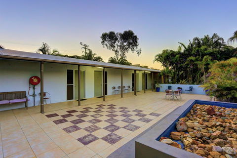 Sandcastles 1770 Motel & Resort - Tourism Brisbane 17