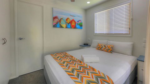 Alex Beach Cabins And Tourist Park - Brisbane Tourism 27