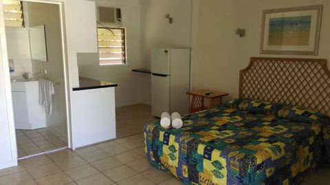 Amaroo On Mandalay, Magnetic Island - Brisbane Tourism 1