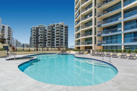 Mantra Mooloolaba Beach - Tourism Brisbane 10
