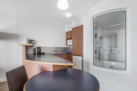 Mantra Mooloolaba Beach - Tourism Brisbane 34