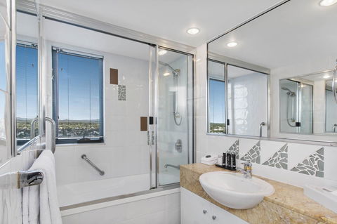 Mantra Mooloolaba Beach - Tourism Brisbane 21