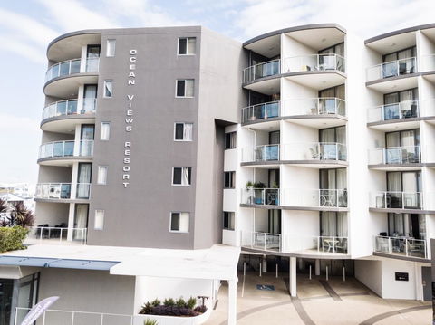 Ocean Views Resort Caloundra - Tourism Brisbane 4