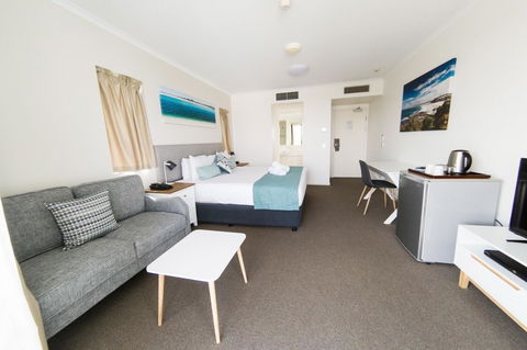 Ocean Views Resort Caloundra - Tourism Brisbane 30