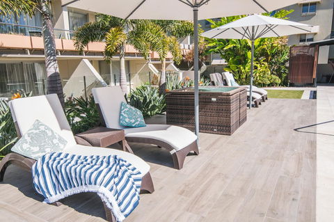 Hotel Laguna - Tourism Brisbane 15