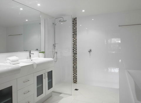 Hotel Laguna - Tourism Brisbane 4