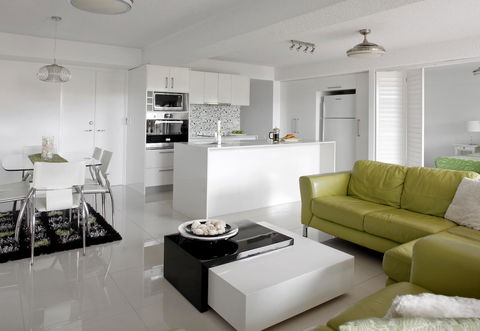 Hotel Laguna - Tourism Brisbane 12