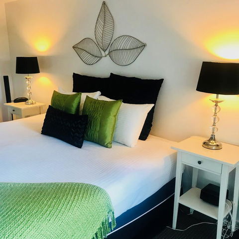 Hotel Laguna - Tourism Brisbane 9