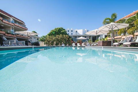 Hotel Laguna - Tourism Brisbane 0