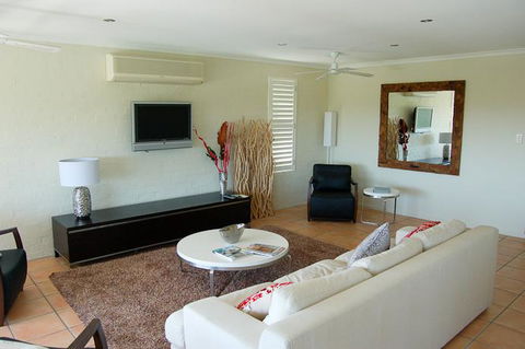 Myuna Holiday Apartments - Brisbane Tourism 26