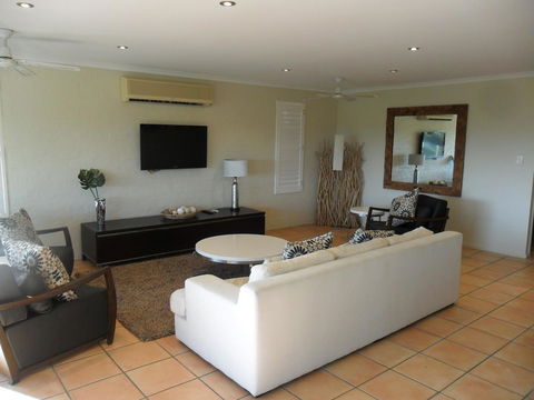 Myuna Holiday Apartments - Brisbane Tourism 34