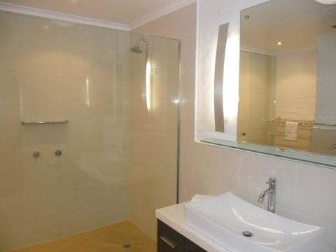 Myuna Holiday Apartments - Brisbane Tourism 38