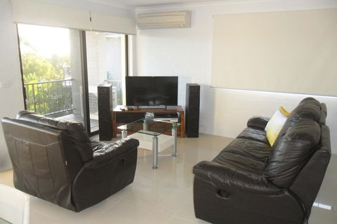 Myuna Holiday Apartments - Brisbane Tourism 4