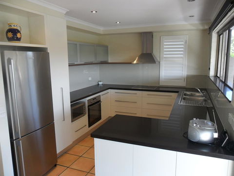 Myuna Holiday Apartments - Brisbane Tourism 35
