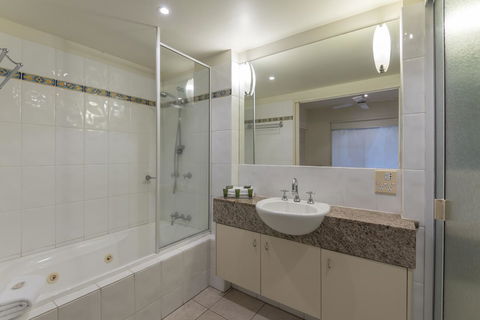 Mowbray By The Sea - Tourism Brisbane 6