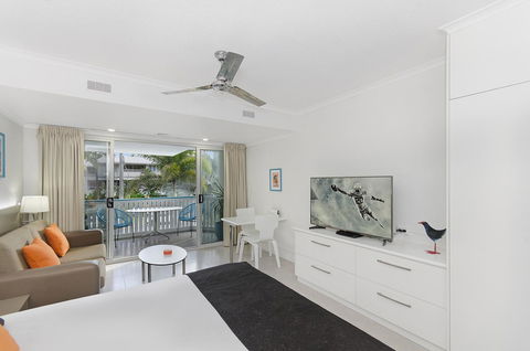 By The Sea Port Douglas - Tourism Brisbane 19