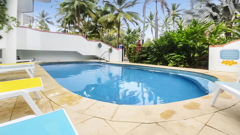 By The Sea Port Douglas - Tourism Brisbane 25