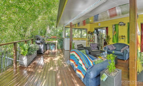 KiteSurf 1770 Beach House - Tourism Brisbane 0