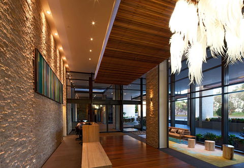 Oaks Redcliffe Mon Komo Suites - Tourism Brisbane 13